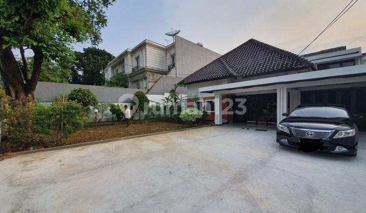 Ready-to-Occupy House in Menteng, Central Jakarta Ready-to-Occupy House in Menteng, Central Jakarta