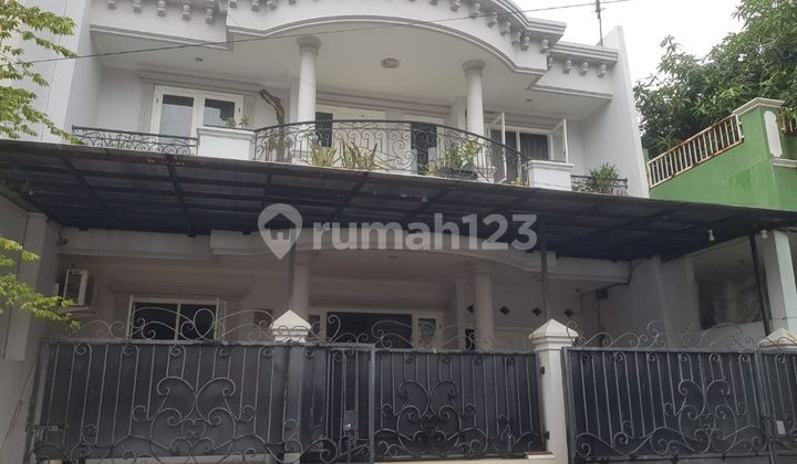 House in Sunter Inside Compound Wide Road 1