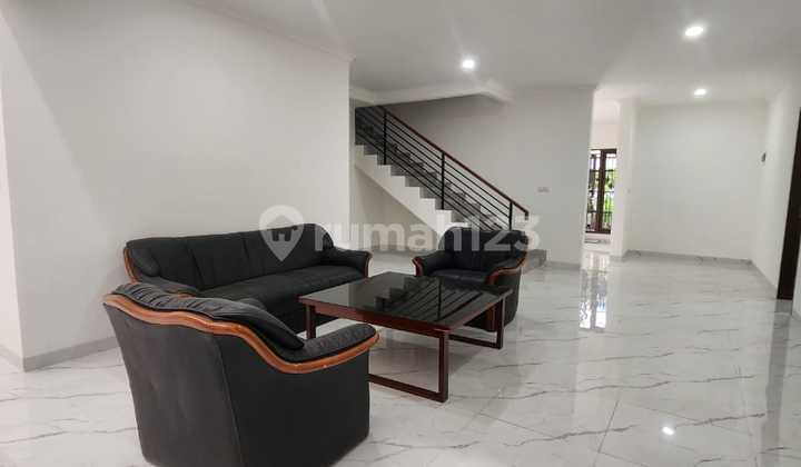 Gading Kirana House 11x17m Ready to Occupied