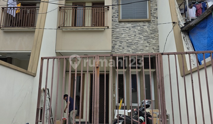 Rumah Sunter Minimalis 2.5 Lt Siap Huni