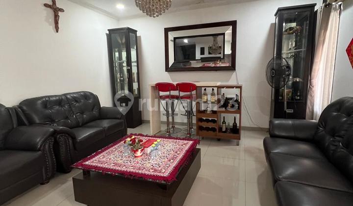 House in Sunter Paradise Timur, North Jakarta. 2