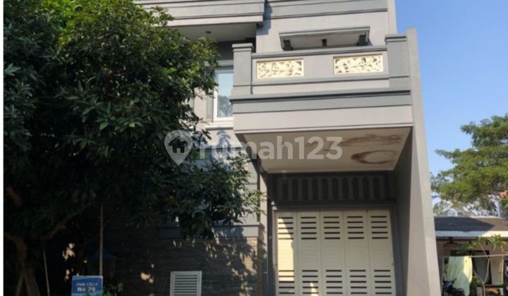 The Bukit Marina Ancol Barat House