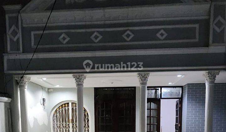 Rumah Sewa Lahan Parkir Luas  Pondok Kopi Jakarta Timur 2