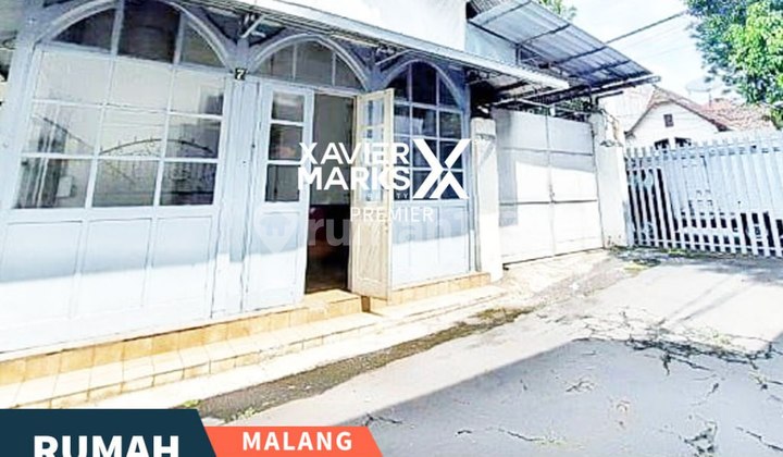 Rumah Klasik Siap Huni di Jl Ade Irma Suryani Malang Rumah Klasik Siap Huni di Jl Ade Irma Suryani Malang