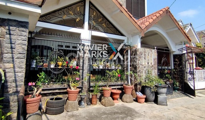 Well-Maintained 2-Story House in Taman Sulfat, Malang.
