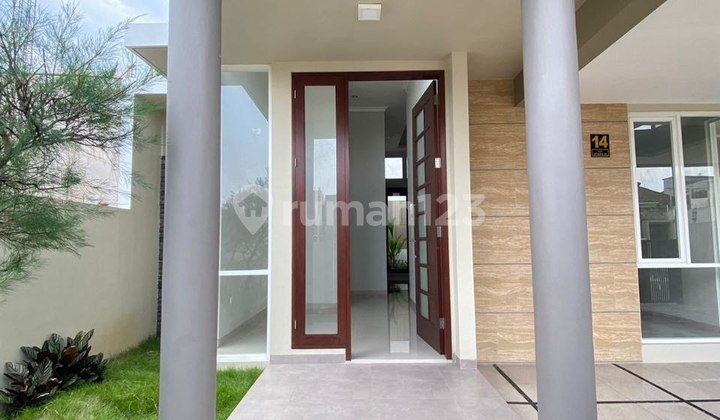 Rumah Semi Furnish Selangkah Dari Exit Tol di Graha Kencana 2