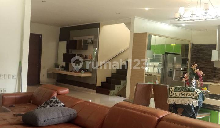 Rumah Furnish Mewah di Permata Jingga Soekarno Hatta Malang