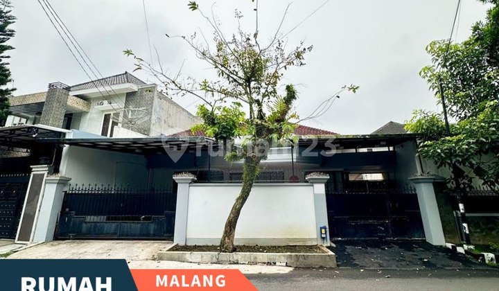 Rumah Furnish Mewah Modern di Klojen Malang