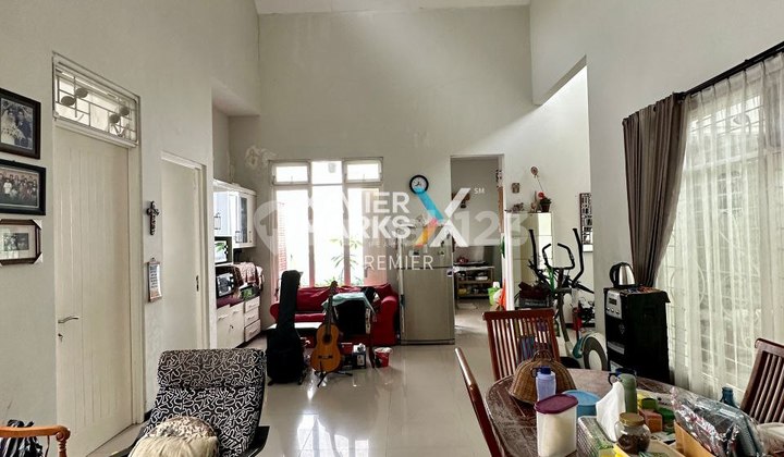 Rumah Selangkah ke Pusat Kota di Ijen Nirwana Malang