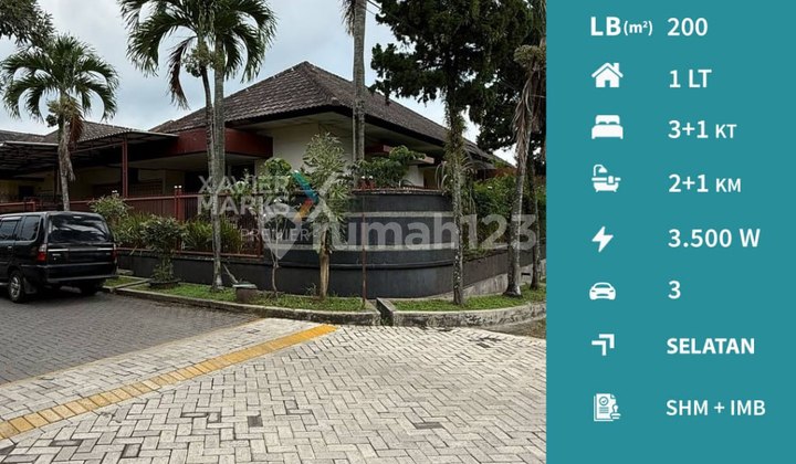 Rumah Hook Mewah Premium di Bukit Dieng Malang