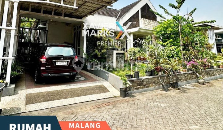Rumah Selangkah ke Pusat Kota di Ijen Nirwana Malang
