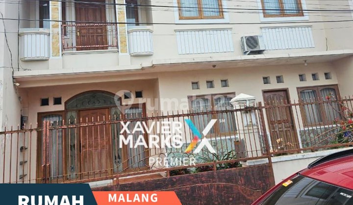 Rumah Semi Furnish Bangunan Terawat di Jl Martadinata Malang
