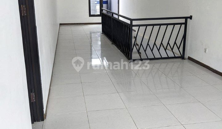 Warehouse in Industrial Area Near Toll Exit at Arjosari Malang