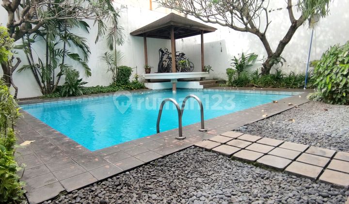 Rumah Mewah Pondok Indah Rapih Siap Huni