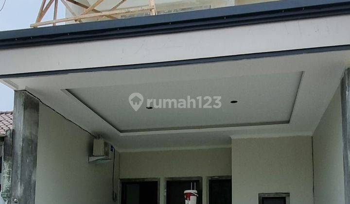 Rumah 2 Lantai Baru Regensi Melati Mas 1