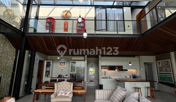 Jarang Ada‼️ Rumah Mewah View Danau Keren Banget Di Kota Baru Parahyangan Bandung 2