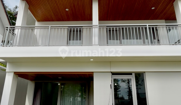 For Sale Modern Luxury House Premium Location Setiabudi Bandung 2