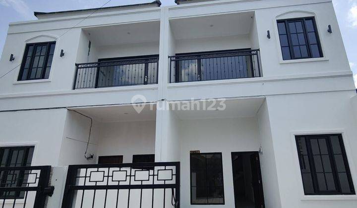 Dijual Rumah MODERN Mediteran di Kopo Permai Bandung 1