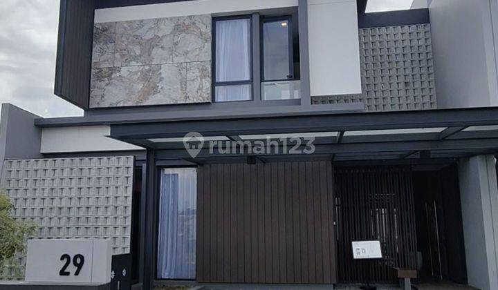 DIJUAL RUMAH MEWAH MODERN KONTEMPORER DI SUMMARECON BANDUNG 1