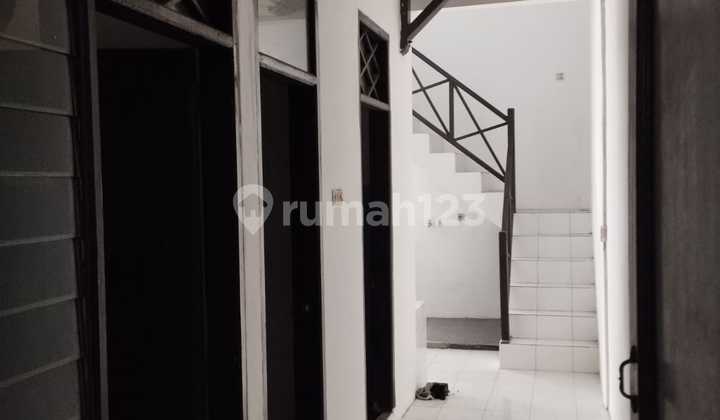 Dijual Rumah Strategis Dekat dengan Sekolah dan Fasilitas Kesehatan di Antapani Bandung