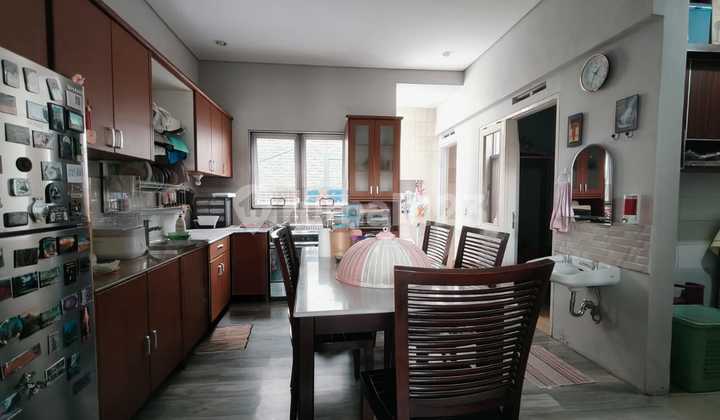Dijual Rumah Modern Best Price di Kota Baru Parahyangan Bandung 2