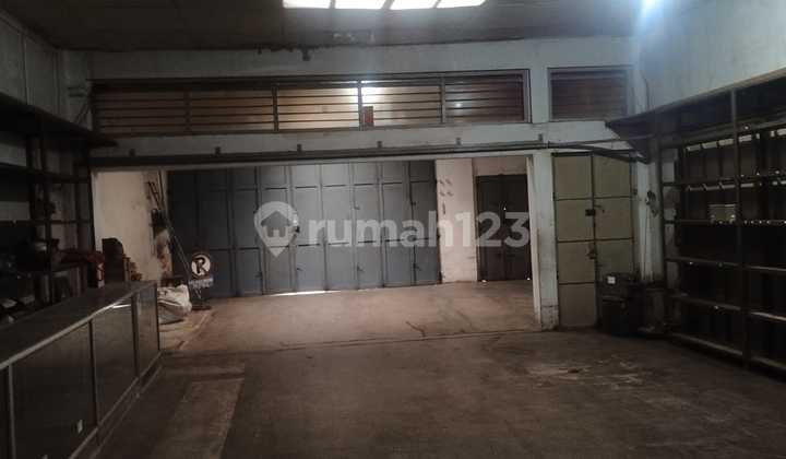 Dijual Bangunan Komersial Area Tamin - LT 356 M², Cocok Gudang & Usaha F&B