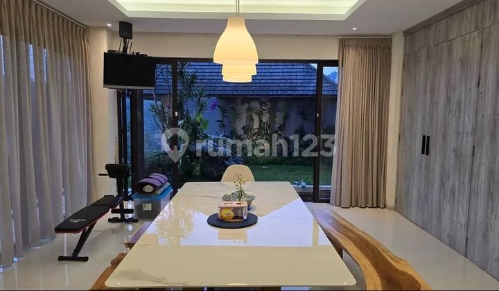 Villa Sultan Modern Industrial House for Sale at Dago Pakar Resort, Bandung 2