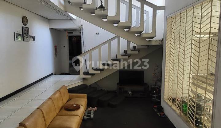 Dijual Rumah Hegarmanah Setiabudi Cihampelas Dekat Ke Pasteur Bandun Dijual Rumah Hegarmanah Setiabudi Cihampelas Dekat Ke Pasteur Bandun