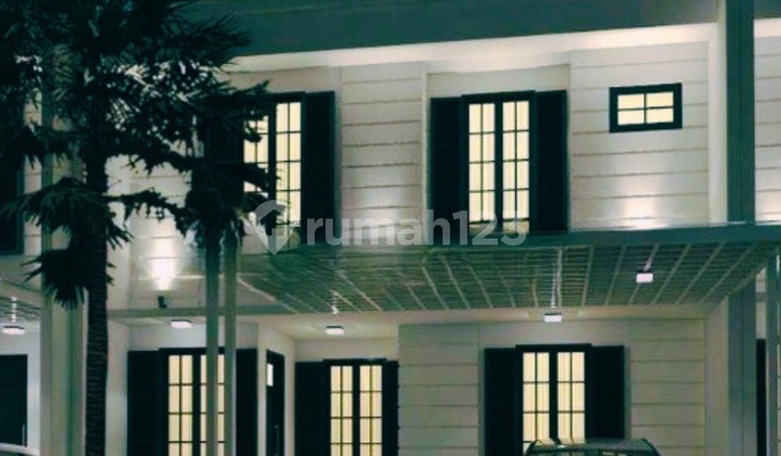 Rumah 3 Lantai American Classic Dijual Di Lebak Bulus Dekat Mrt