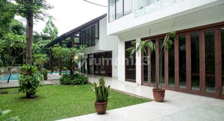 Rumah Dijual Di Kemang Jakarta Selatan Fasilitas Private Pool 2