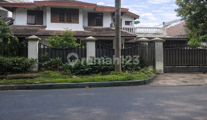 Dijual Langka! Tanah + Rumah Kebayoran Lama LT 520 M² Harga 9,8 M 2