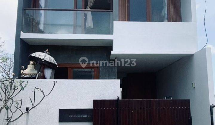 3 BR Villa Ocean View Gwk In Kuta 1