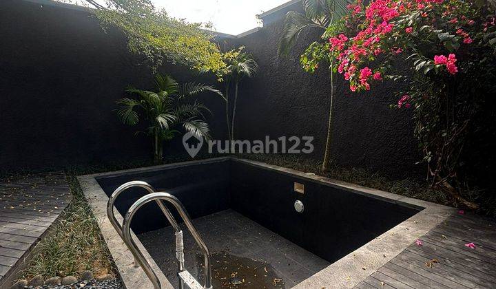 Rumah villa modern baru 3 lantai furnished SHM Melasti Ungasan 2