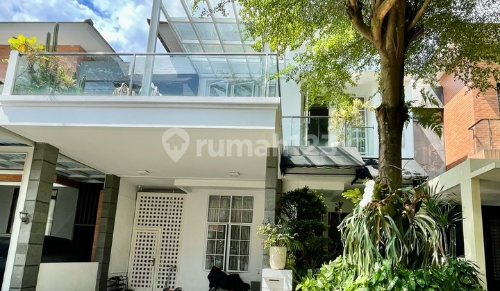 Dijual Rumah Full Furnished Modern Clasic Bintaro Sektor 9