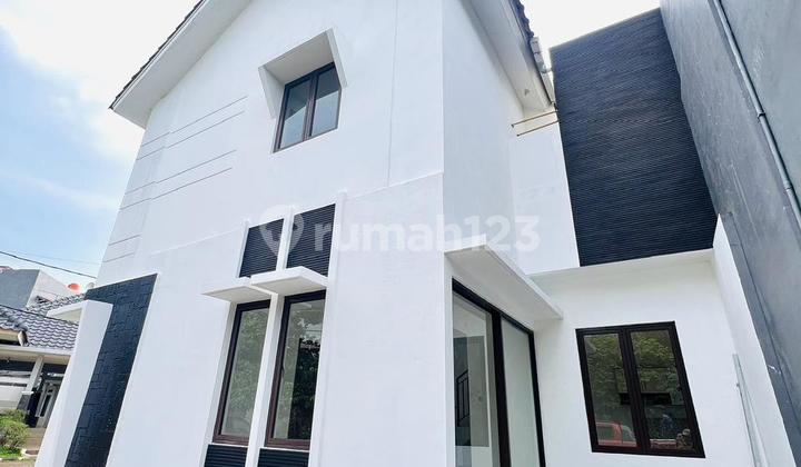 Di Jual Cepat Rumah Hook Bagus Terawat Di Bintaro Ciputat. NEGO SAMPE DEAL !!!! 2