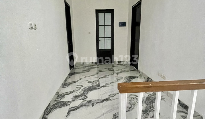 Di Jual Rumah Discovery Bintaro . Tangerang Selatan 2