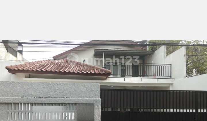 Disewakan Rumah Tinggal Bisa Juga Untuk Kantor Di Kemang Jakarta Selatan