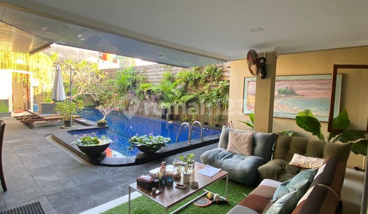 Dijual Rumah Asri Ada Swimming Poolnya Di Bintaro Sektor 3 Dijual Rumah Asri Ada Swimming Poolnya Di Bintaro Sektor 3