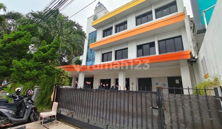 Dijual Gedung/ruang Usaha Strategis Hook Di Lokasi Premium Bintaro Sektor 9
