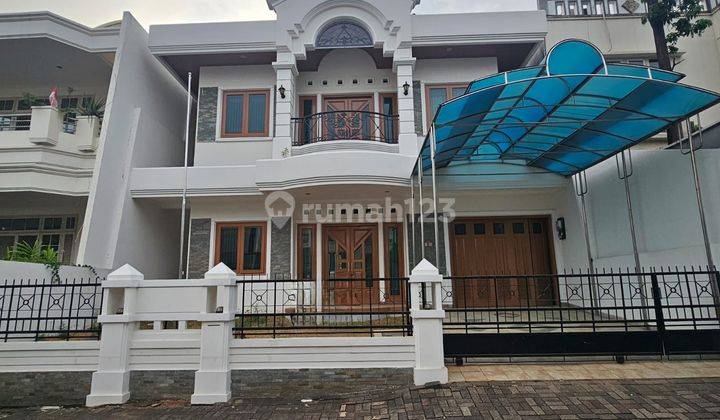 Disewakan Rumah Mewah di Villa Gading Indah  1