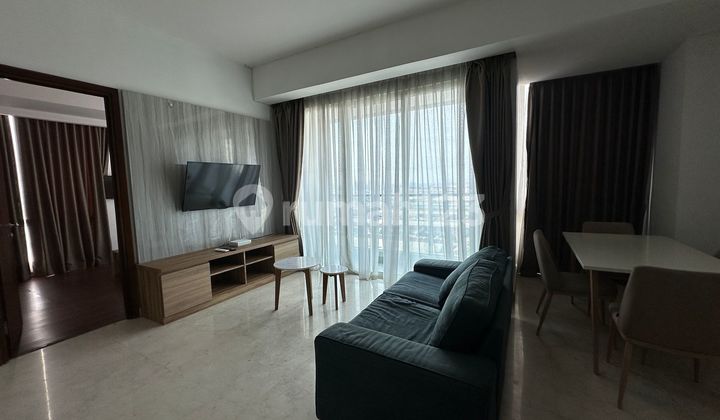 Area 78 m2, Furnished, Kensington Royal Suites, Apartment in Kelapa Gading