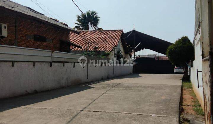 Lapangan Futsal di Jl. Raya Penggilingan, Cakung 1