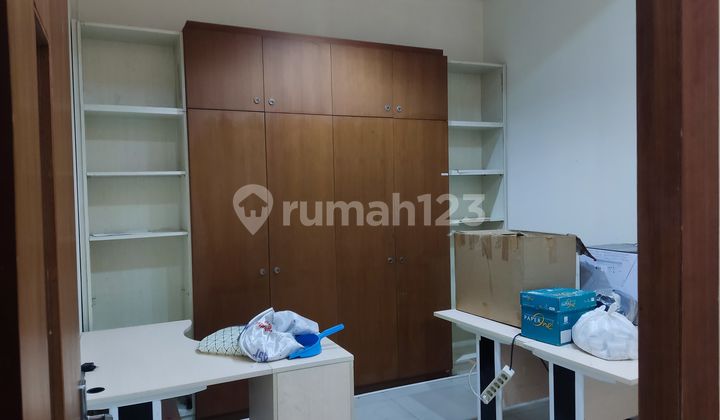 Ruko Hadap Jalan Raya di Rawamangun, Jakarta Timur - 3.5 Lantai! Ruko Hadap Jalan Raya di Rawamangun, Jakarta Timur - 3.5 Lantai!