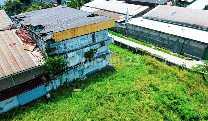 SUPER CHEAP! Land Area 10,500 m2, Former Factory in Daan Mogot SUPER CHEAP! Land Area 10,500 m2, Former Factory in Daan Mogot