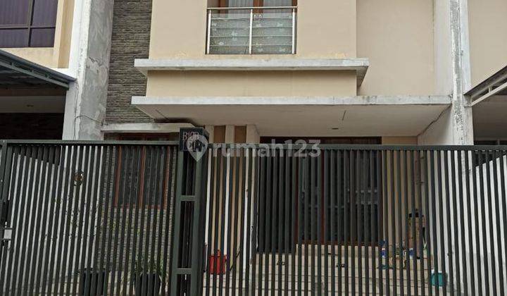 Luas Tanah 112 m2, Rumah di Kelapa Gading - Nomor Cantik! 1
