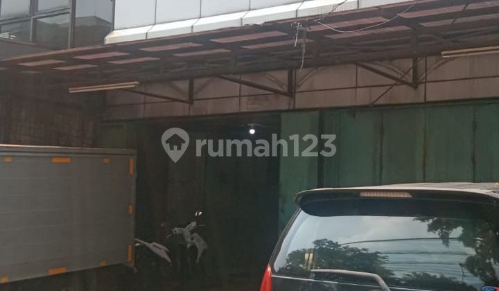 Shop House for Rent in Gunung Sahari - Area 390 m2! 2