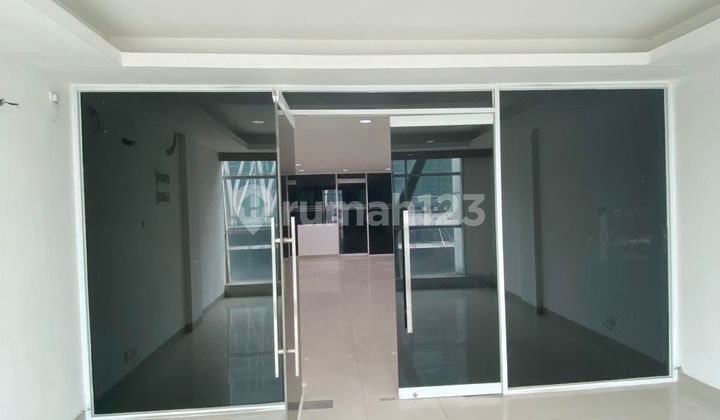 Nice 3.5-Story Shophouse in Cikarang Central City 2