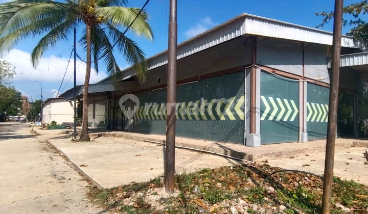 Warehouse for Rent Suitable for Massage Place, Gym, Billiards, Etc.