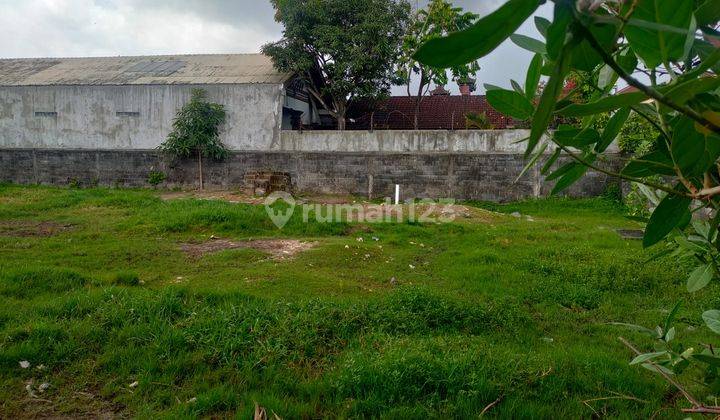 Hot List of land for sale at Sunset Road, Kuta Badung 1