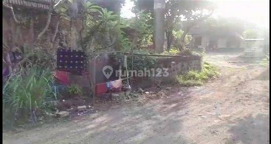 Hot List of Building Bonus Land for Sale at Ketewel Gianyar Location 2